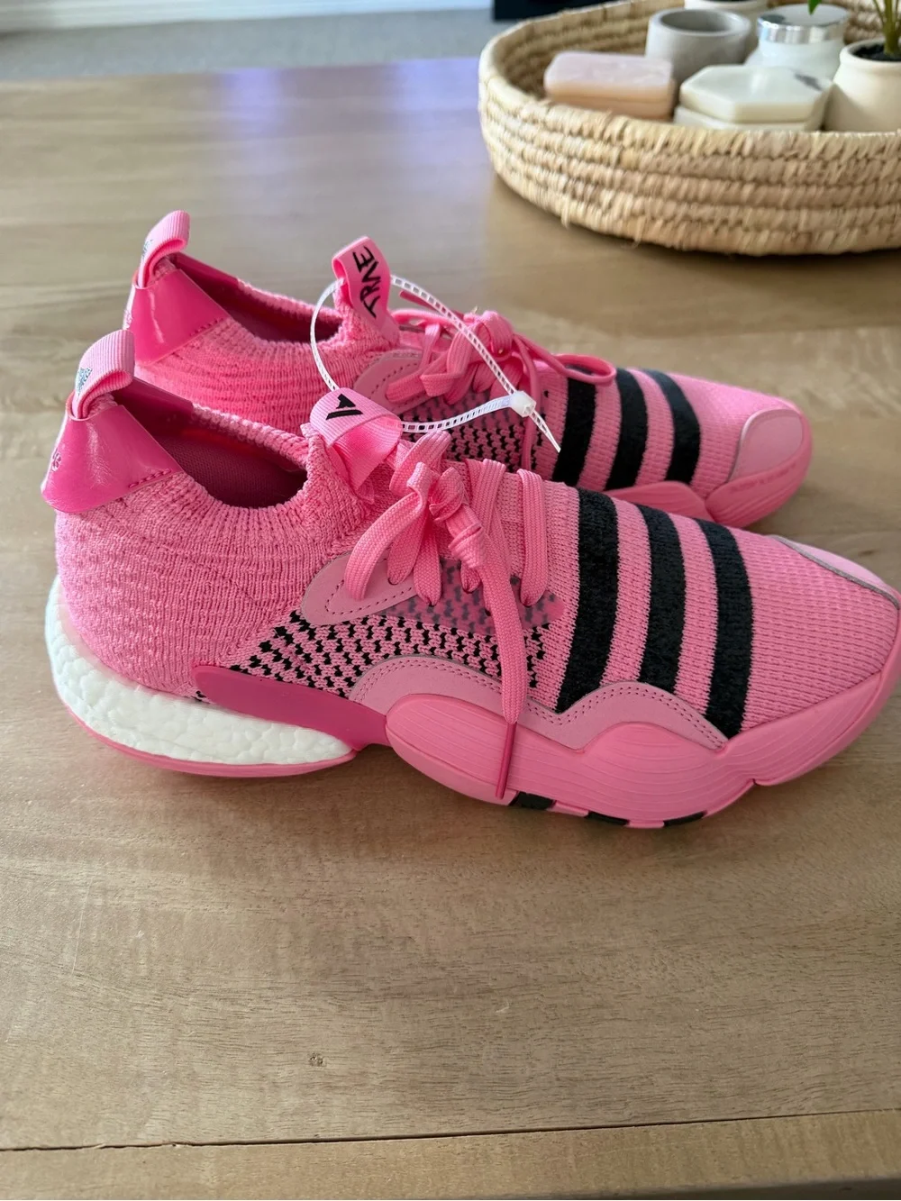 adidas sneakers image